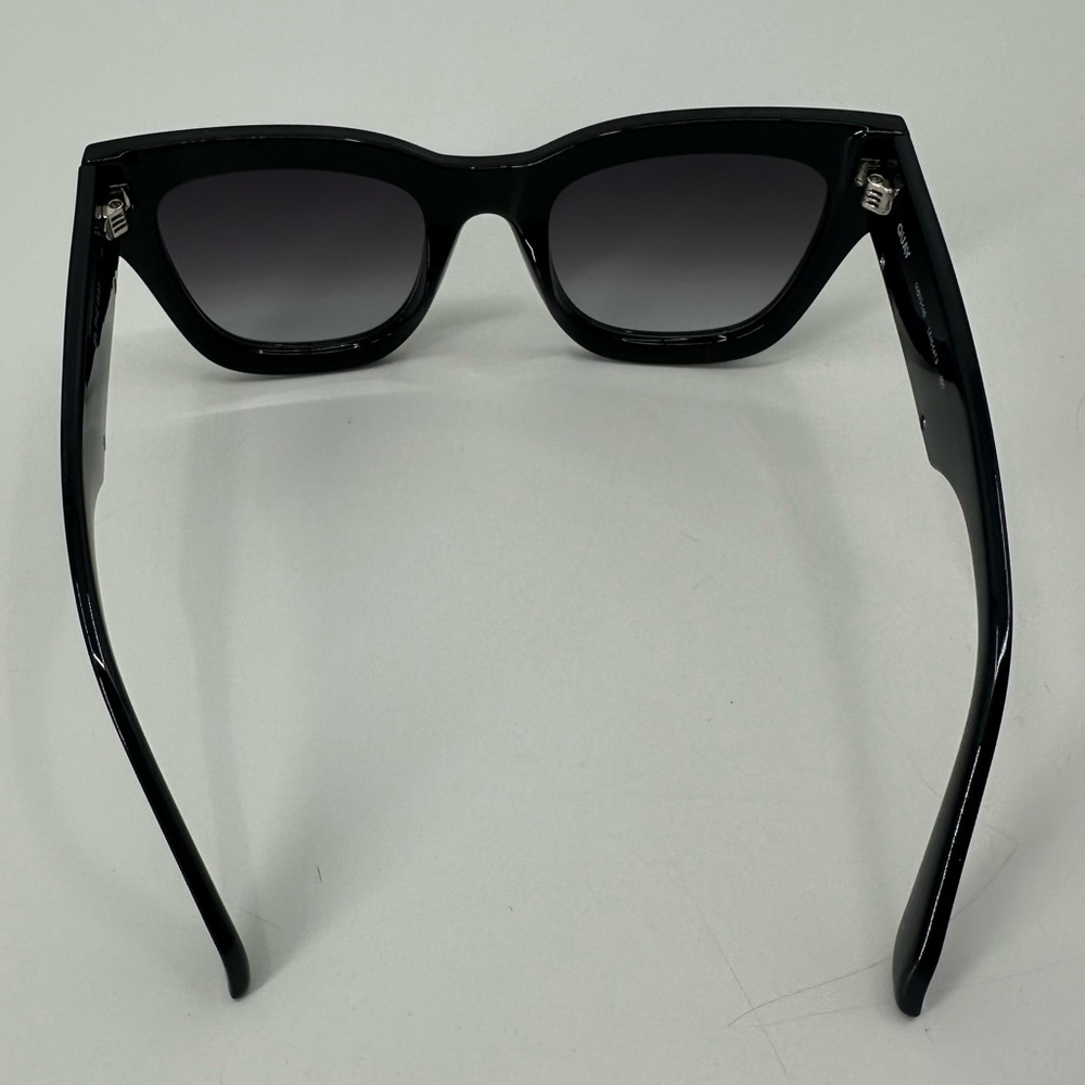 Quay By The Way Square Shaped Oversized Sunglasses Black Frame Smoke Lens - Picture 11 of 14